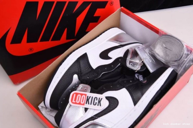 Cheap LUCY OG 1 CD0461-001 HIGH TOE AIR SILVER WMNS JORDAN 0818